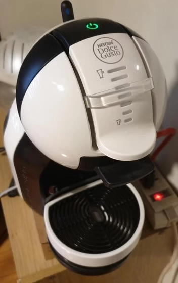 نسپرسو ساز دلونگی مدل دولچه گوستو DeLonghi Dolce Gusto Mini Me